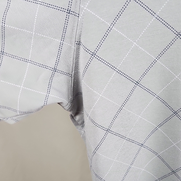 The Foundry Supply Co Gray Polo Shirt with Geometric Pattern - Picture 7 of 7